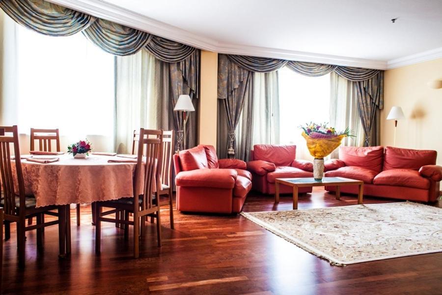 River Palace Hotel Atyrau Bilik gambar